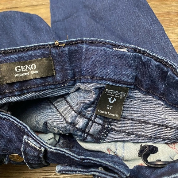 Bundle of 4 boys size 2T jeans and shirts Haus of Jr True Religion - Picture 9 of 10